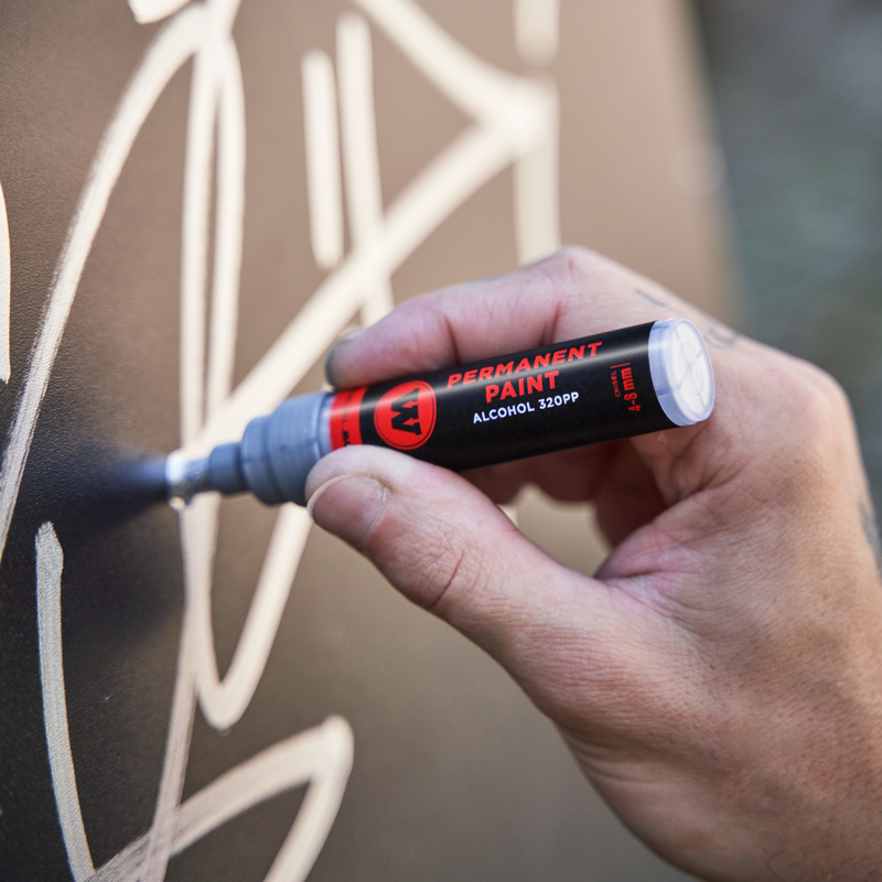 Molotow 320PP Permanent Paint Marker | 4-8mm Chisel