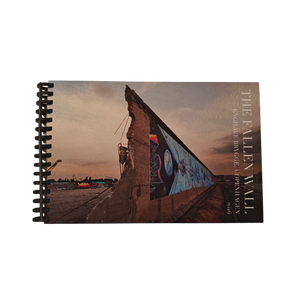 The Fallen Wall 2016 - Enghave Brygge | Bog